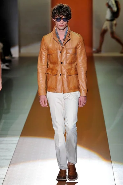 Look 31